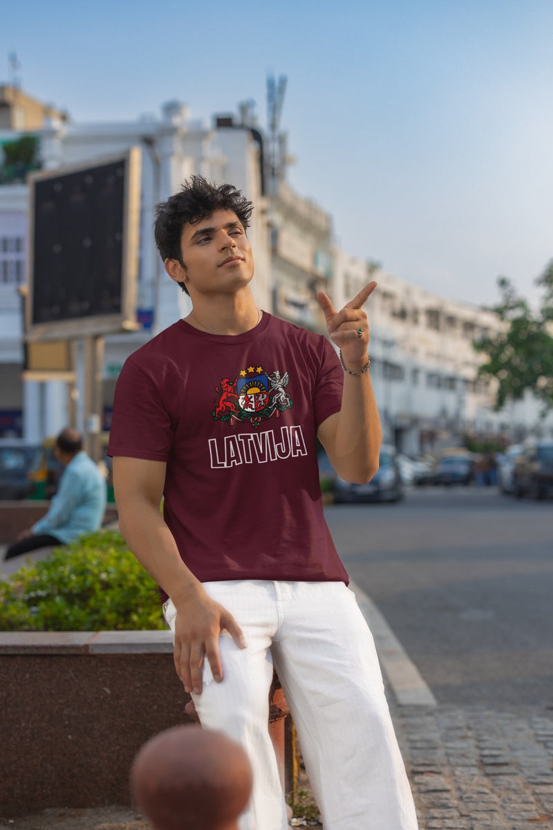 Latvijas Fanu T-krekls - Krāsas Ģērbonis